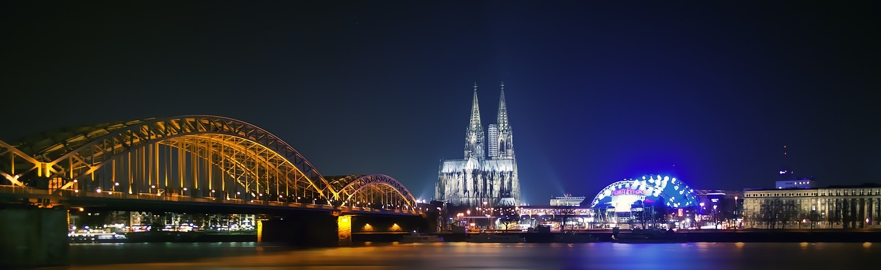 Hohenzollern Bridge, Cologne Cathedral